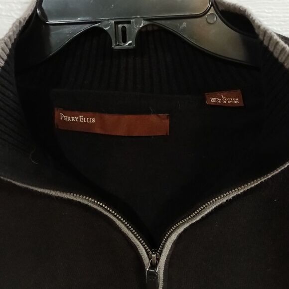 Perry ellis pullover sweater for men - Picture 3 of 6